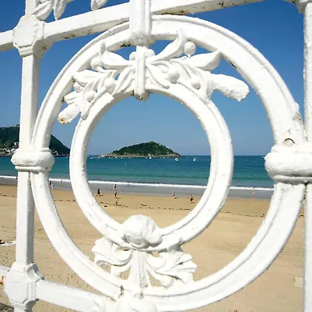 Aranzazu Vintage - Baskey * San Sebastián